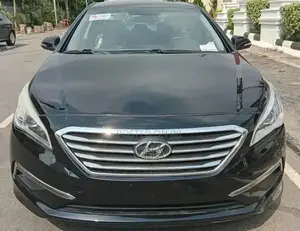 Hyundai Sonata Sport 4dr Sedan (2.4L 4cyl 6A) 2015 Black