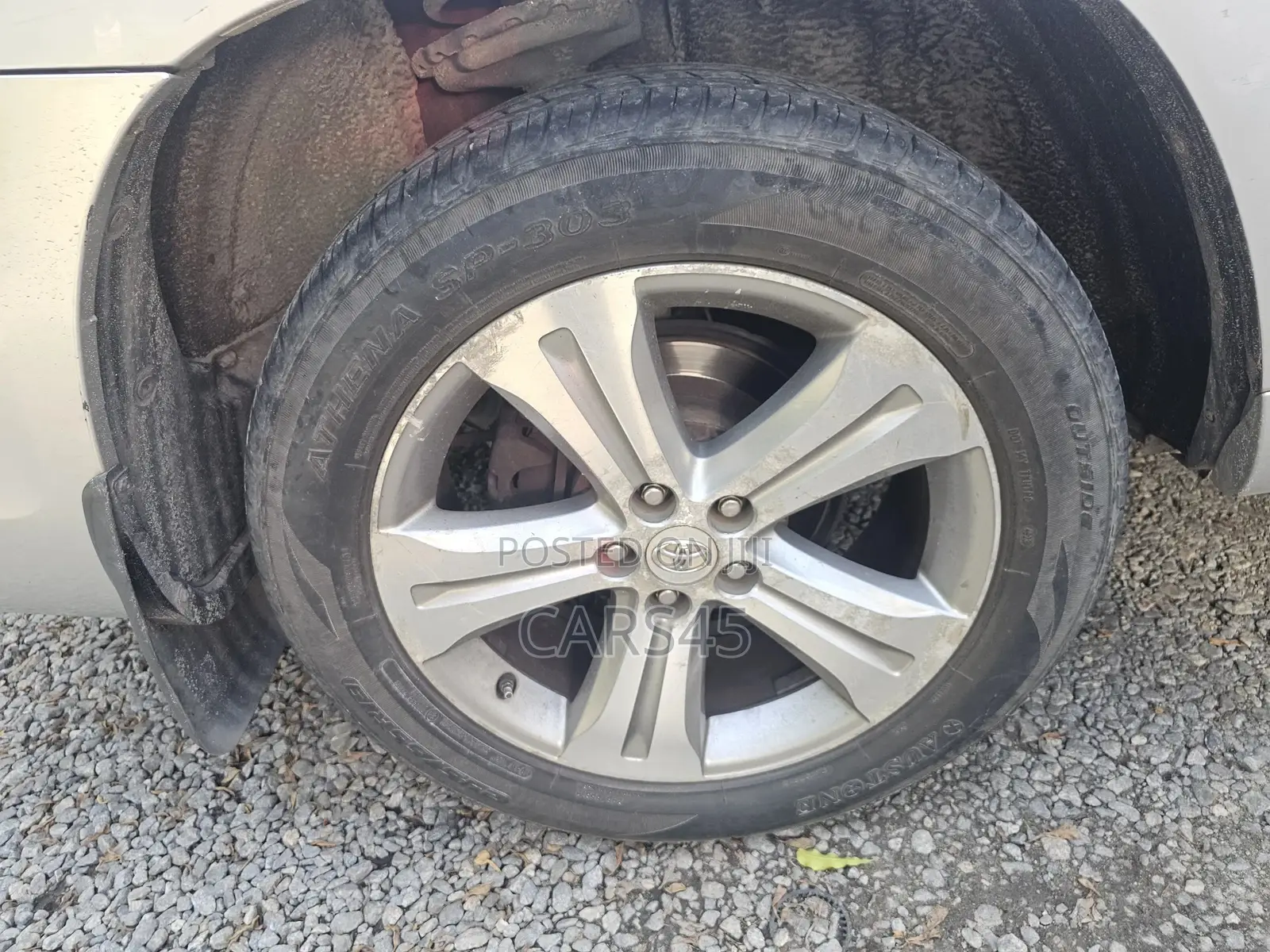 Toyota Highlander 2010 Silver