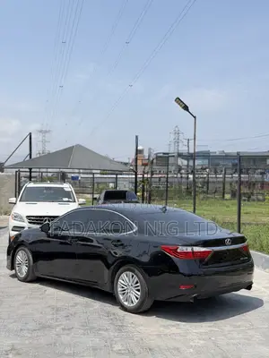Lexus ES 250 2014 Black