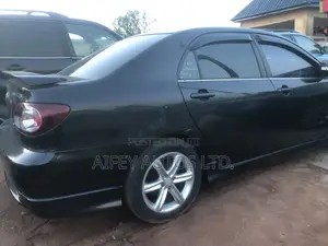 Toyota Corolla 2005 Black