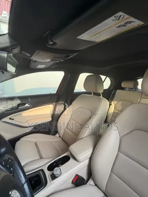 Mercedes-Benz GLA-Class 2017 Red