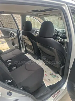 Toyota RAV4 2.5 Sport 2011 Silver