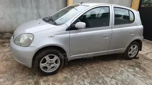 Toyota Yaris 2003 Silver