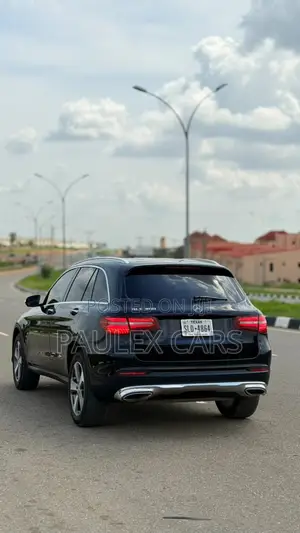 Mercedes-Benz GLC-Class 2017 Black
