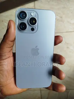 Apple iPhone 15 Pro Max 256 GB Gray