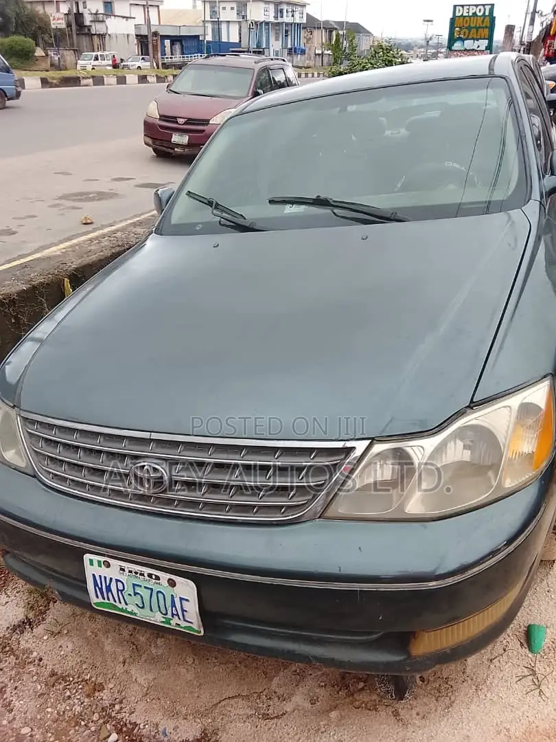 Toyota Avalon 2003 Black