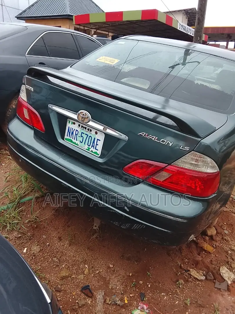 Toyota Avalon 2003 Black
