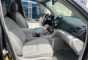 Toyota Highlander Limited 2008 Gray