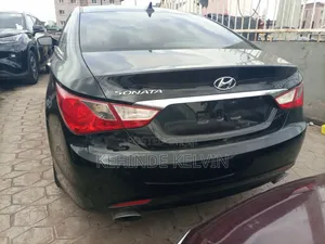 Hyundai Sonata 2011 Black