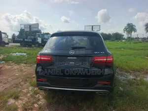 Mercedes-Benz GLC-Class 2019 Black