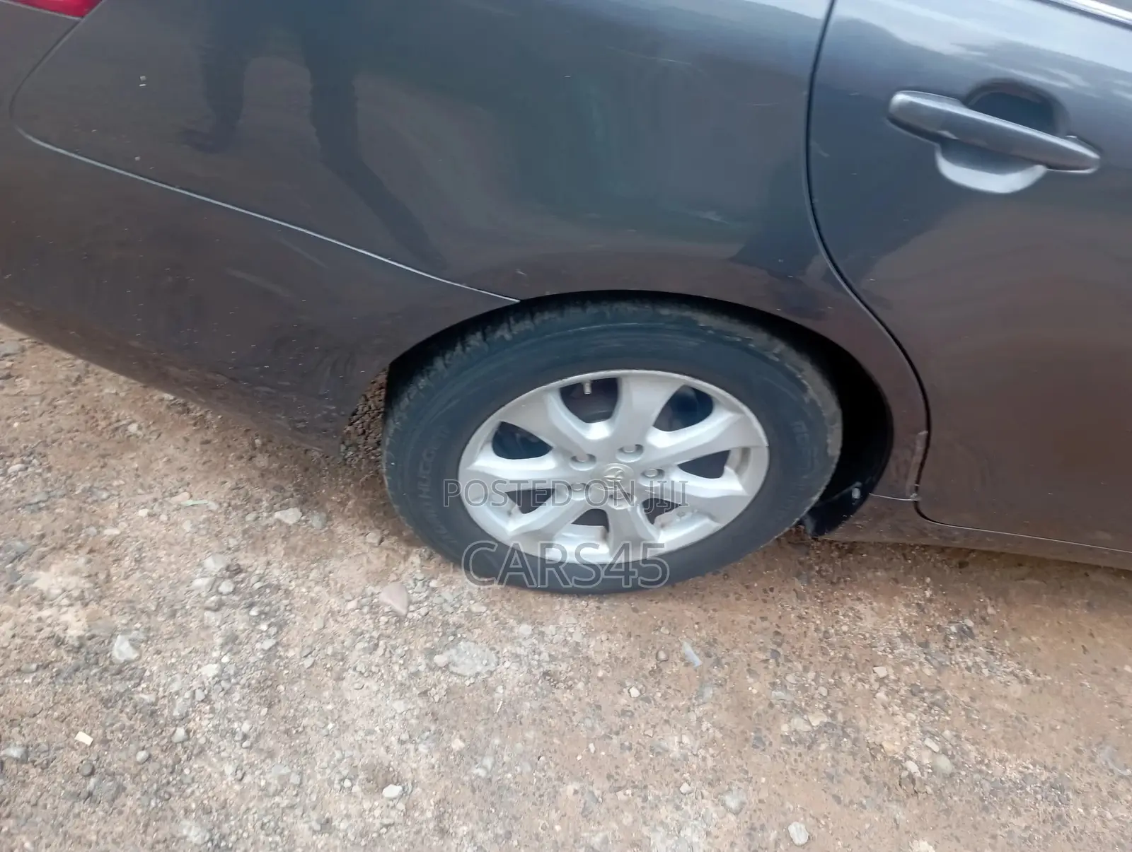 Toyota Camry 2011 Gray