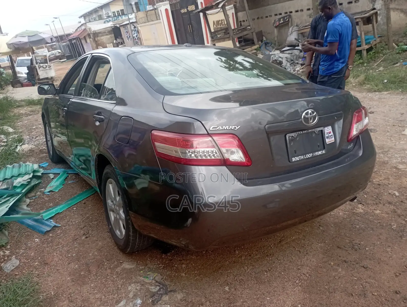 Toyota Camry 2011 Gray