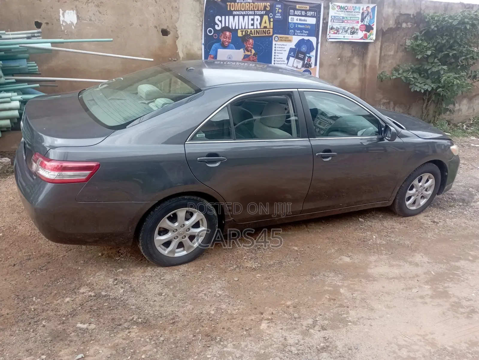 Toyota Camry 2011 Gray