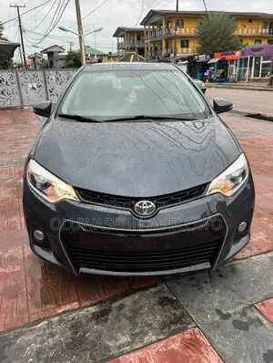 Toyota Corolla S 4dr Sedan (1.8L 4cyl CVT) 2016 Gray