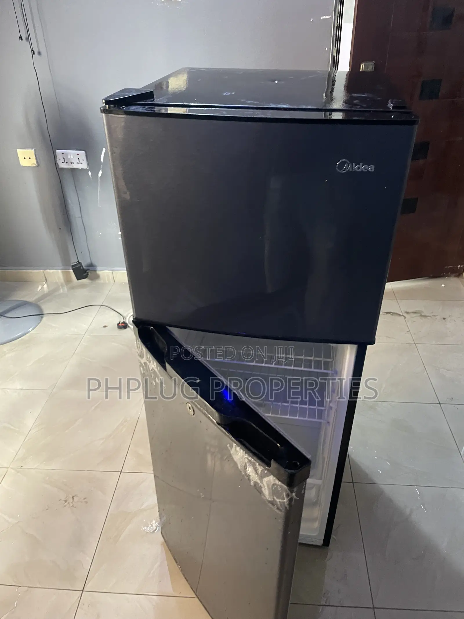 154L Midea Fridge