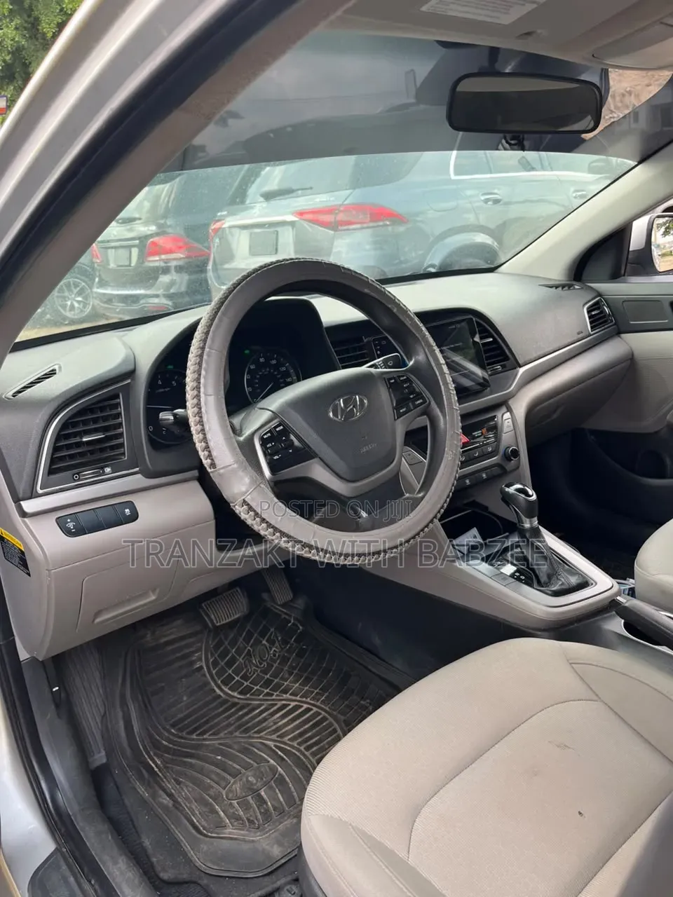 Hyundai Elantra 2017 Silver