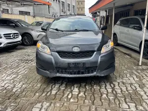 Toyota Matrix 2010 Gray