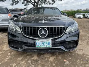 Mercedes-Benz E350 Base 4dr Sedan RWD (3.5L 6cyl 7A) 2010 Black