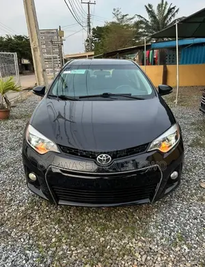 Toyota Corolla S Plus 4dr Sedan (1.8L 4cyl 6M) 2014 Black