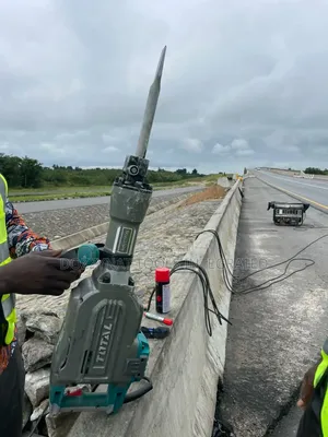 Total Demolition Breaker 1700W