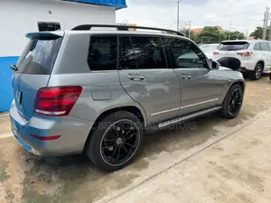 Mercedes-Benz GLK-Class Base GLK 350 4dr 4x2 (3.5L 6cyl 7A) 2015 Gray