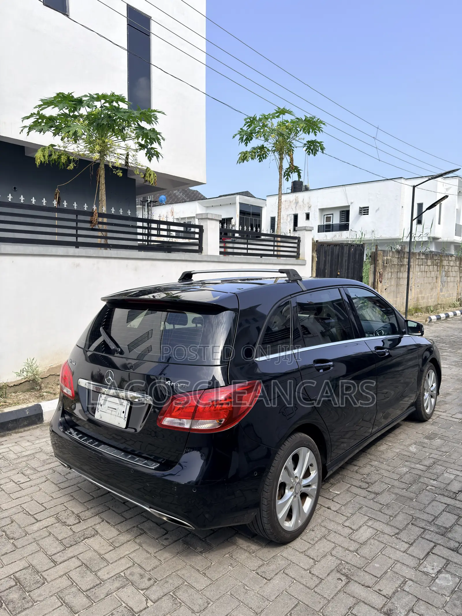 Mercedes-Benz B-Class B250 Petrol 2015 Black