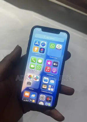 Apple iPhone XR 64 GB Black