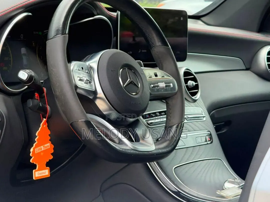 Mercedes-Benz GLC-Class 2023 Silver