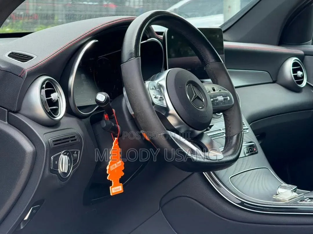 Mercedes-Benz GLC-Class 2023 Silver