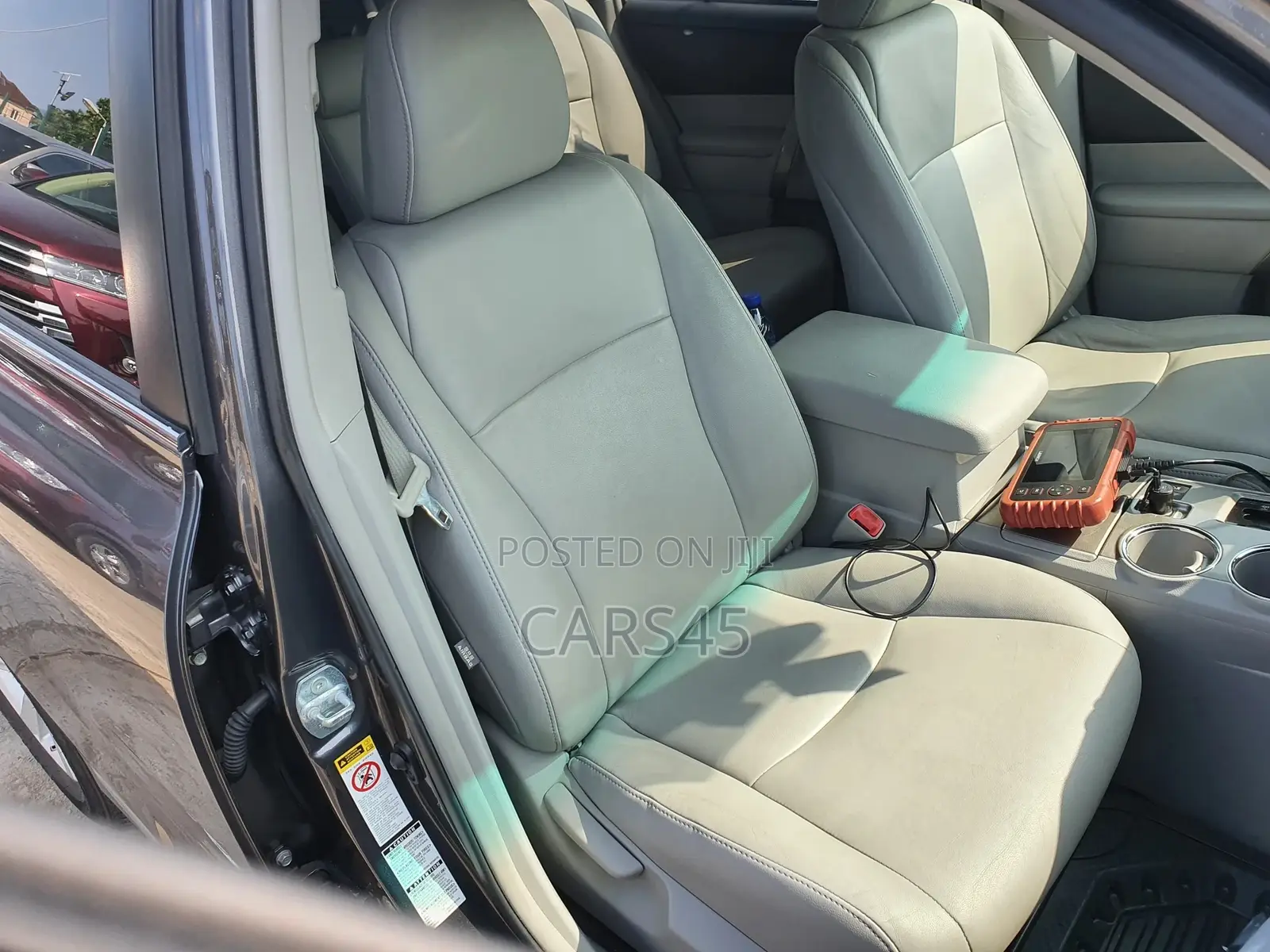 Toyota Highlander 2013 Gray