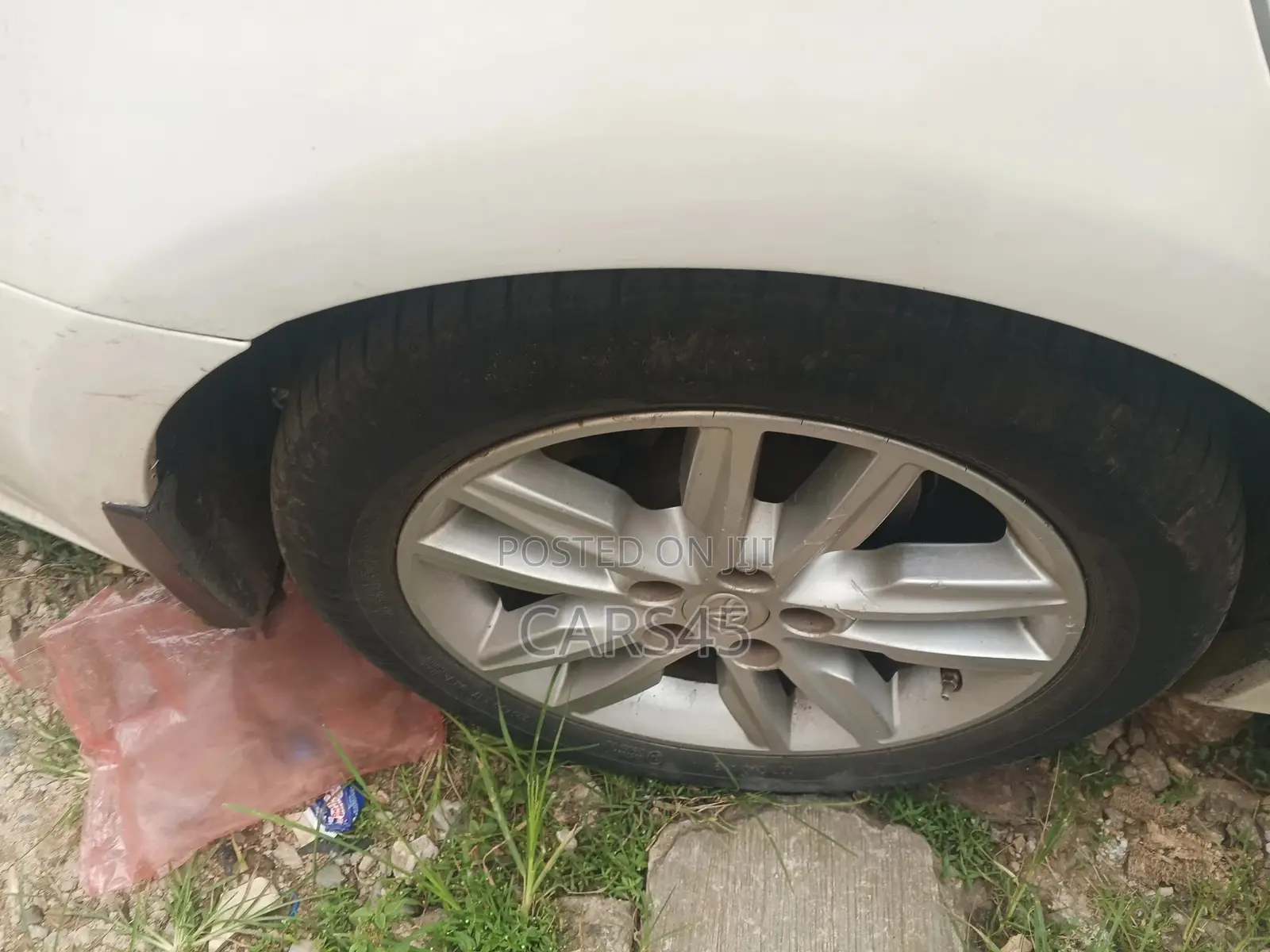Toyota Avalon 2013 White