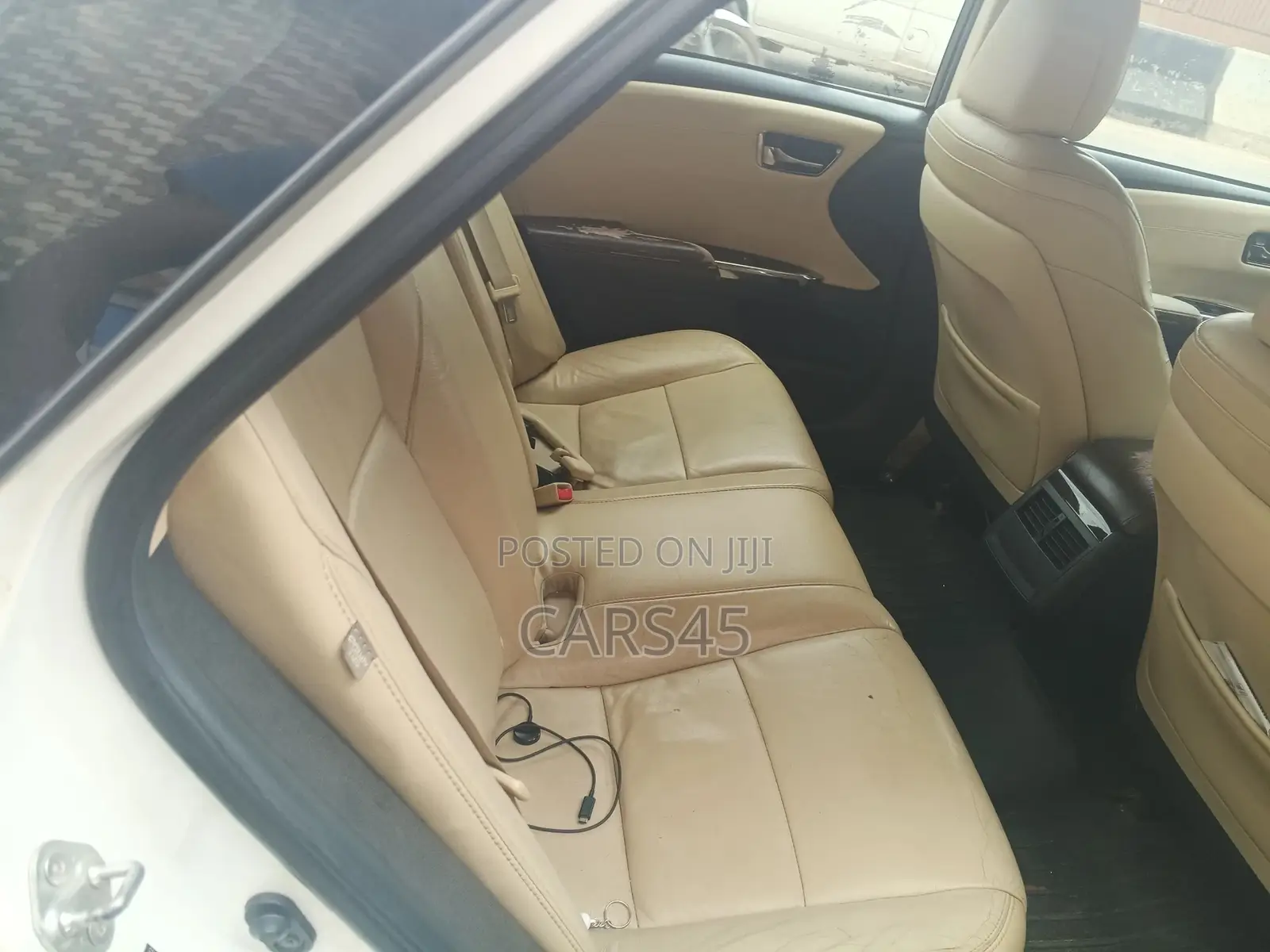 Toyota Avalon 2013 White