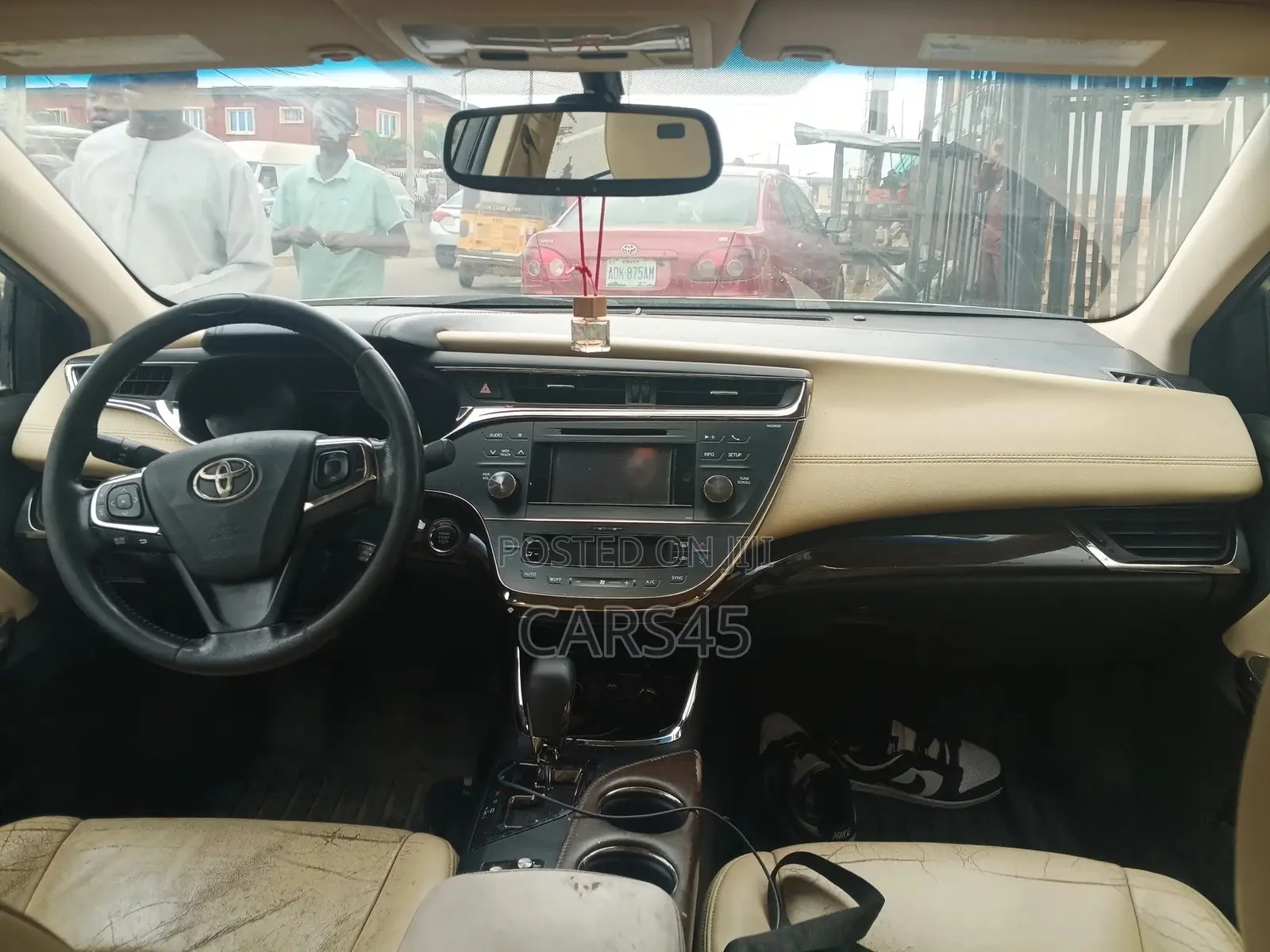 Toyota Avalon 2013 White