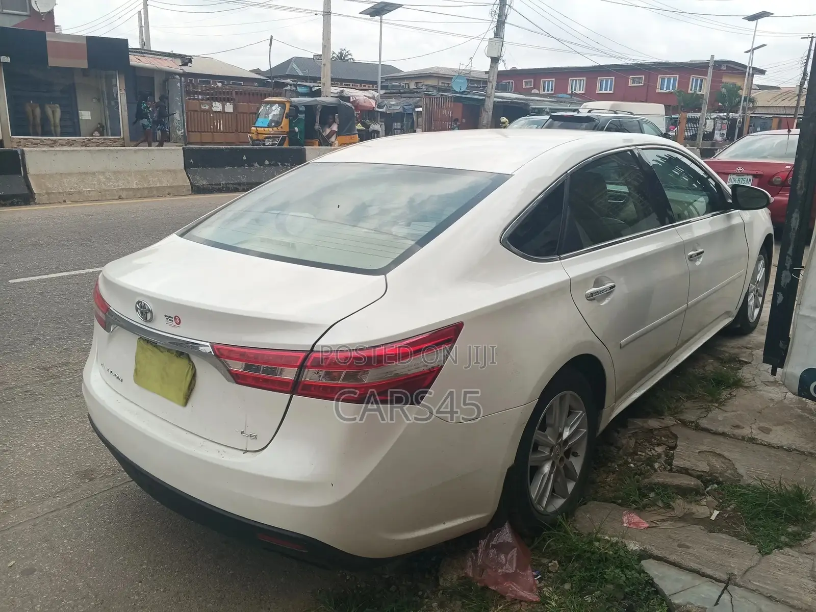Toyota Avalon 2013 White