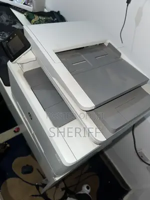 Color LaserJet Pro MFP M282nw