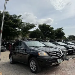 Mercedes-Benz M Class ML 350 AWD 4Matic (3.5L V6 7A) 2006 Black