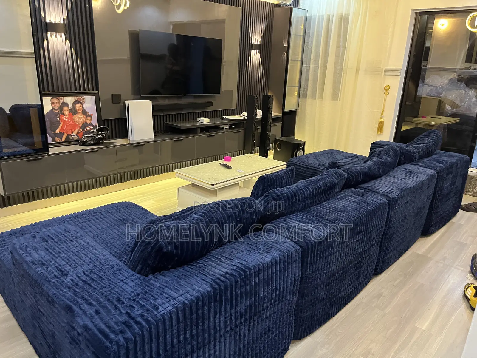 Full Set. Compressed Sofa