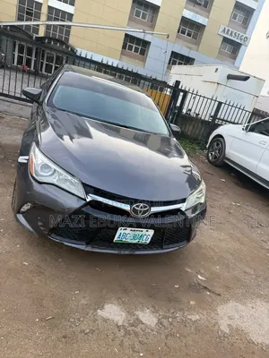 Toyota Camry 2016 Gray