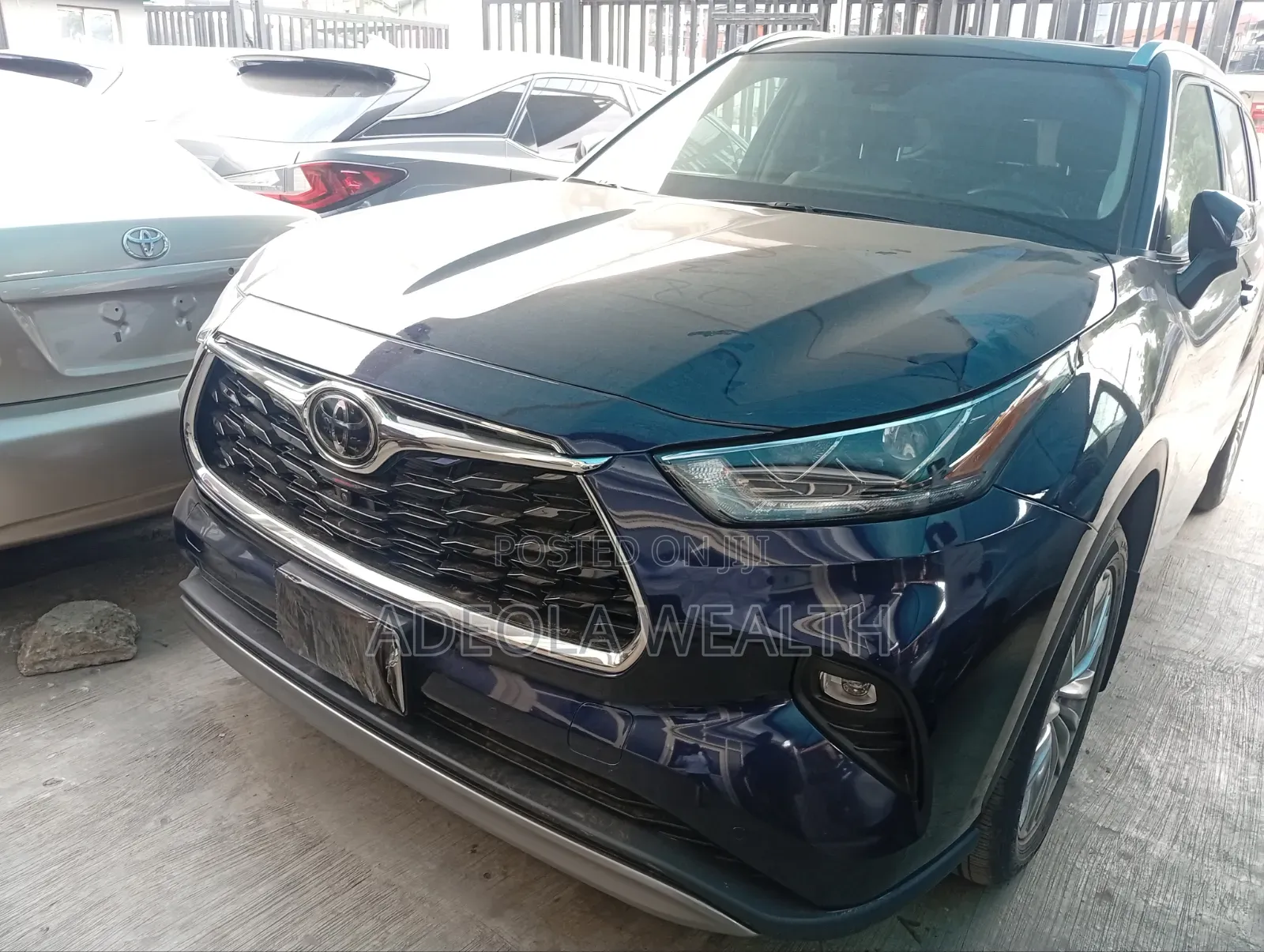 Toyota Highlander 2024 Blue
