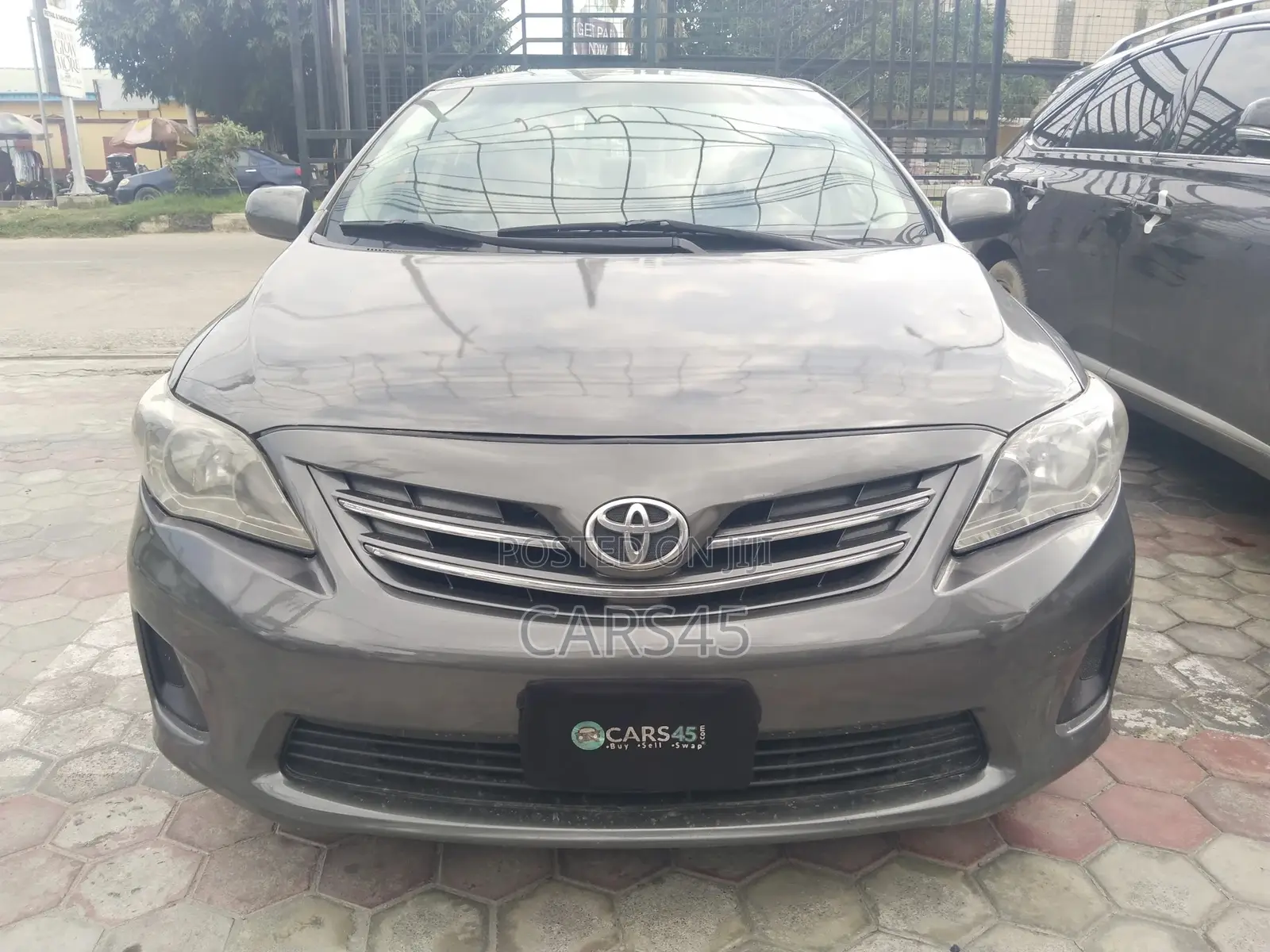 Toyota Corolla 2013 Gray