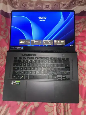 Laptop Asus ROG Zephyrus G15 16GB AMD Ryzen 9 SSD 1T