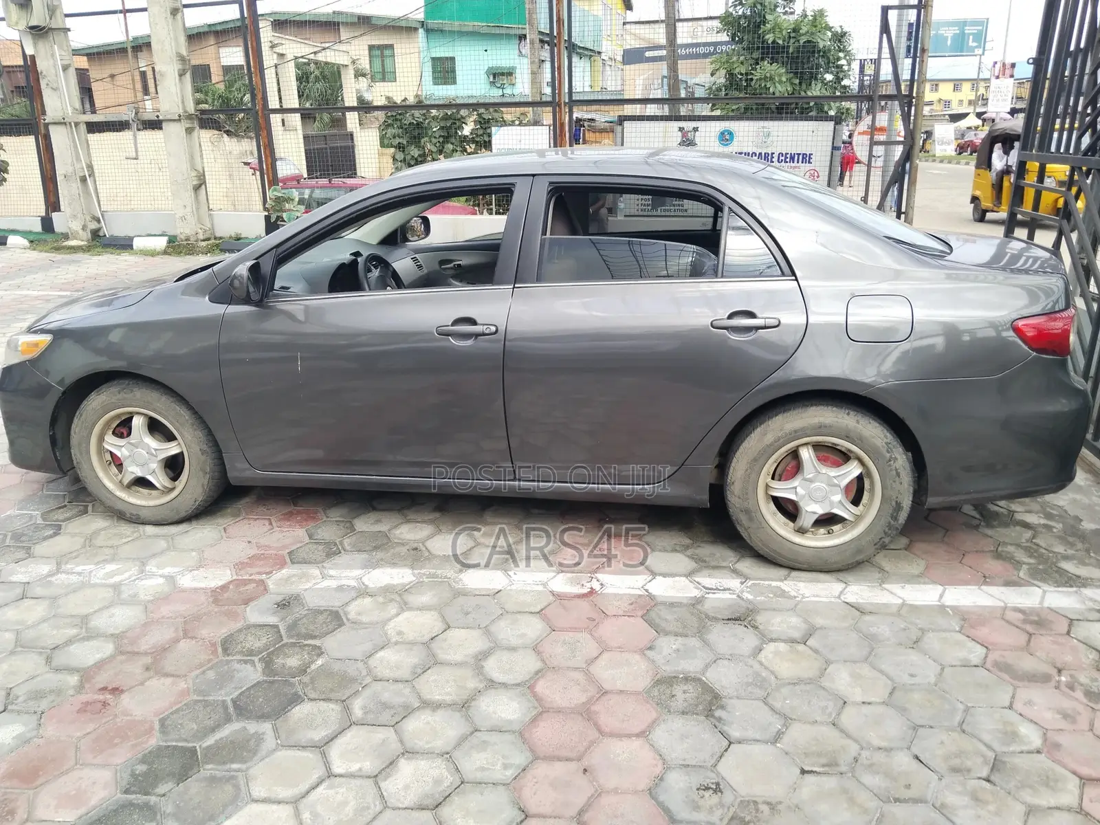 Toyota Corolla 2013 Gray