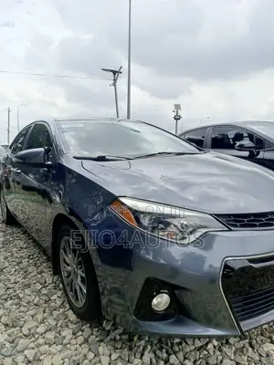 Toyota Corolla S Plus 4dr Sedan (1.8L 4cyl CVT) 2014 Gray