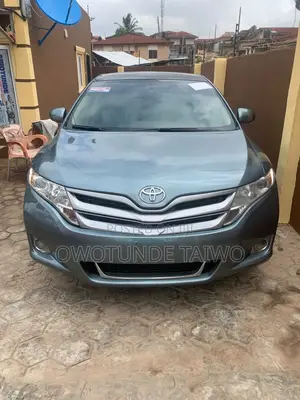 Toyota Venza 2011 Green