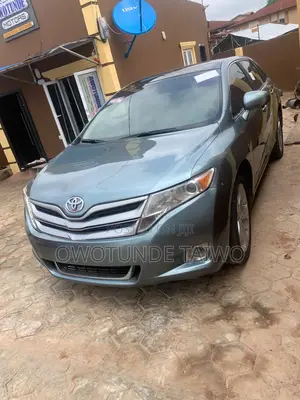 Toyota Venza 2011 Green