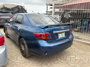Toyota Corolla 2009 Blue