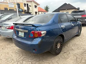 Toyota Corolla 2009 Blue