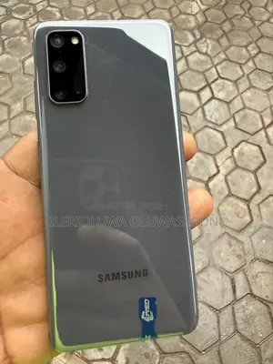 Samsung Galaxy S20 128 GB Gray