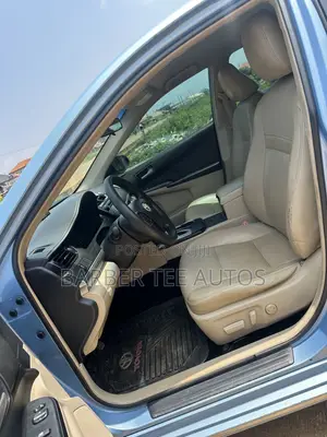 Toyota Camry LE 4dr Sedan (2.5L 4cyl 6A) 2012 Blue