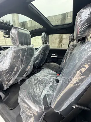 Mercedes-Benz GLB-Class GLB 250 4MATIC 2021 White